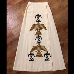 VINTAGE! Bettmaar artwear totem skirt! Wearable art. Vtg Size 8. Modern Size 4